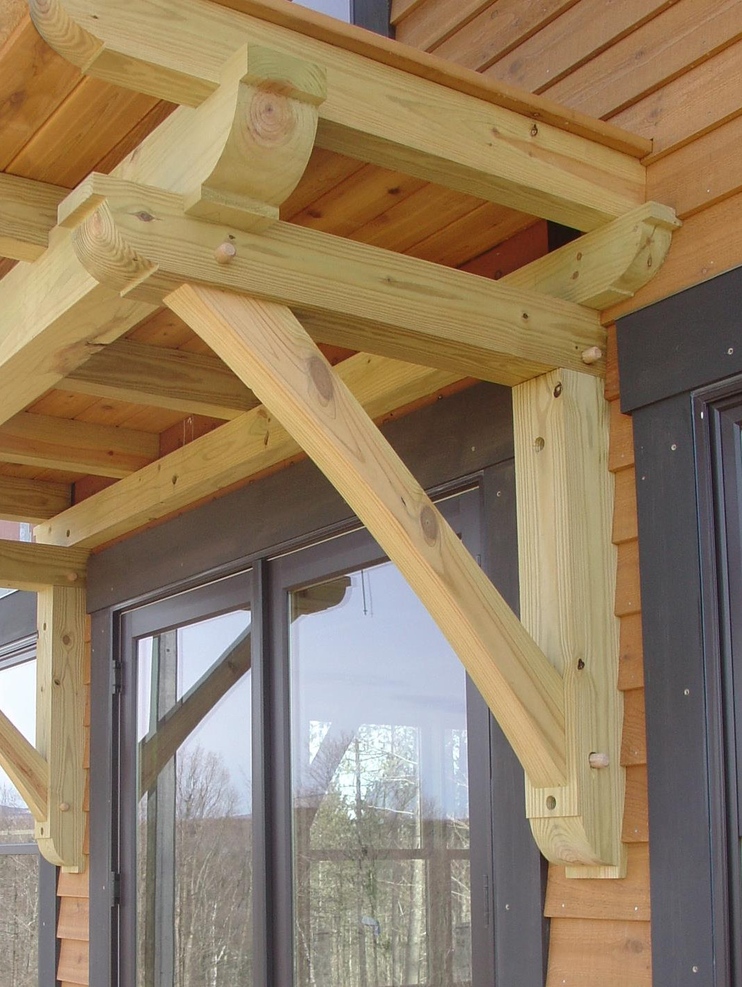 Timber frame wall bracket